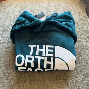 Men’s small north face hoodie